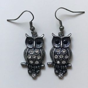✨2 FOR $14✨ owl earrings
